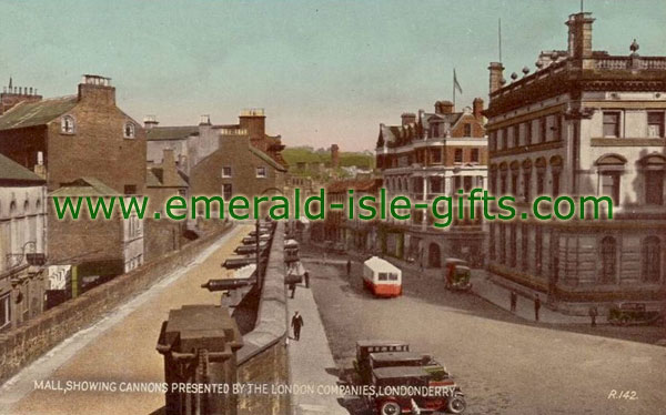 Derry City - The Mall showing cannons