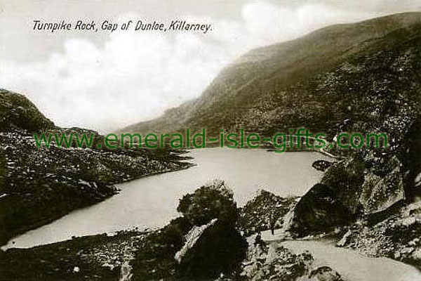 Kerry - Killarney - Turnpike at Gap of Dunlie