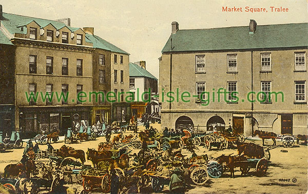 Kerry - Tralee - Market Square - busy