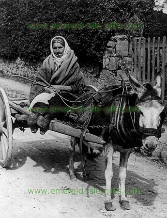 Old Lady on way to Sons funeral in Kerry, 1905