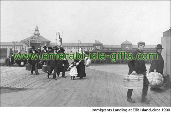 Photo of Irish Immigrants arriving in Ellis Island