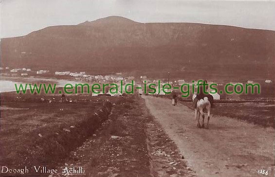 Mayo - Dooagh Village in Achill - old print