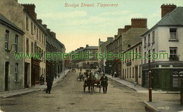 Tipperary Town - Bridge St in color