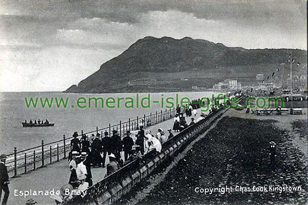 Wicklow - Bray - b/w - The Esplanade