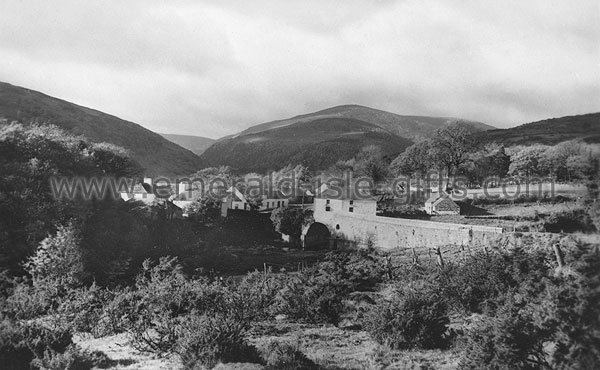 Wicklow - Glendalough - Village - b/w photo