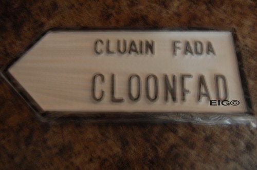 Cloonfad Old Style Road Sign