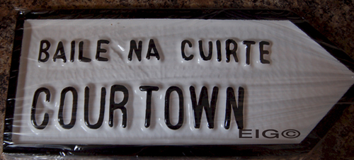 Courtown Old Style Road Sign